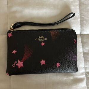 Coach small wristlet with star print